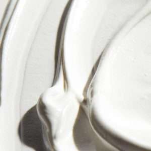 DAILY PREVENTION Ultra Defense Moisturizer SPF 50 textuur