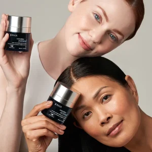 Modellen AGELESS+ Retinol - Repair Crème 0.3% Retinol Complex