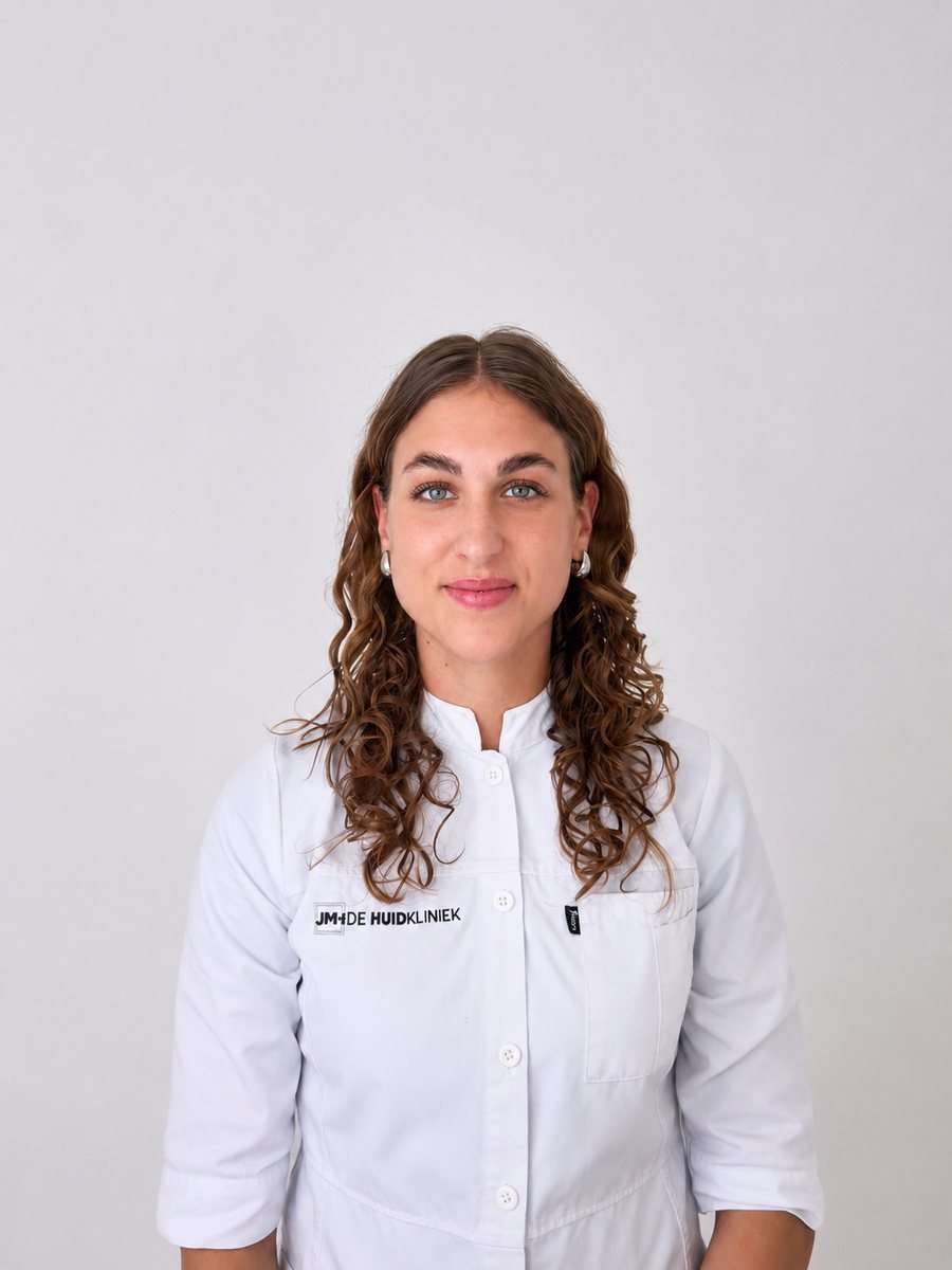Huidtherapeut Kyra van 't Hof van JMH de Huidkliniek